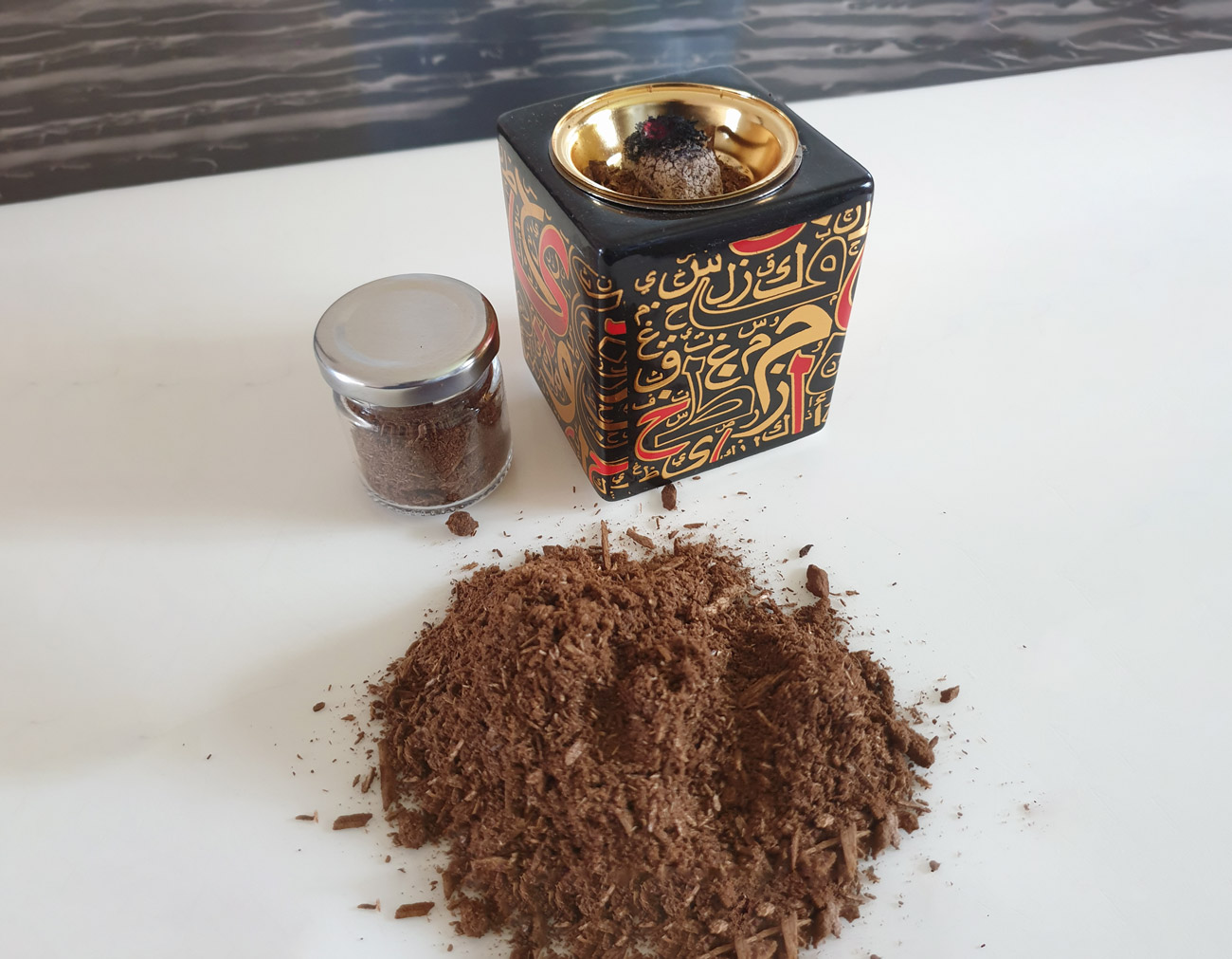 Bakhoor Oud Malaki resin incense